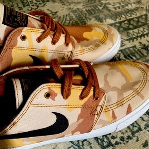 Nike SB Stefan Janikowski Camo